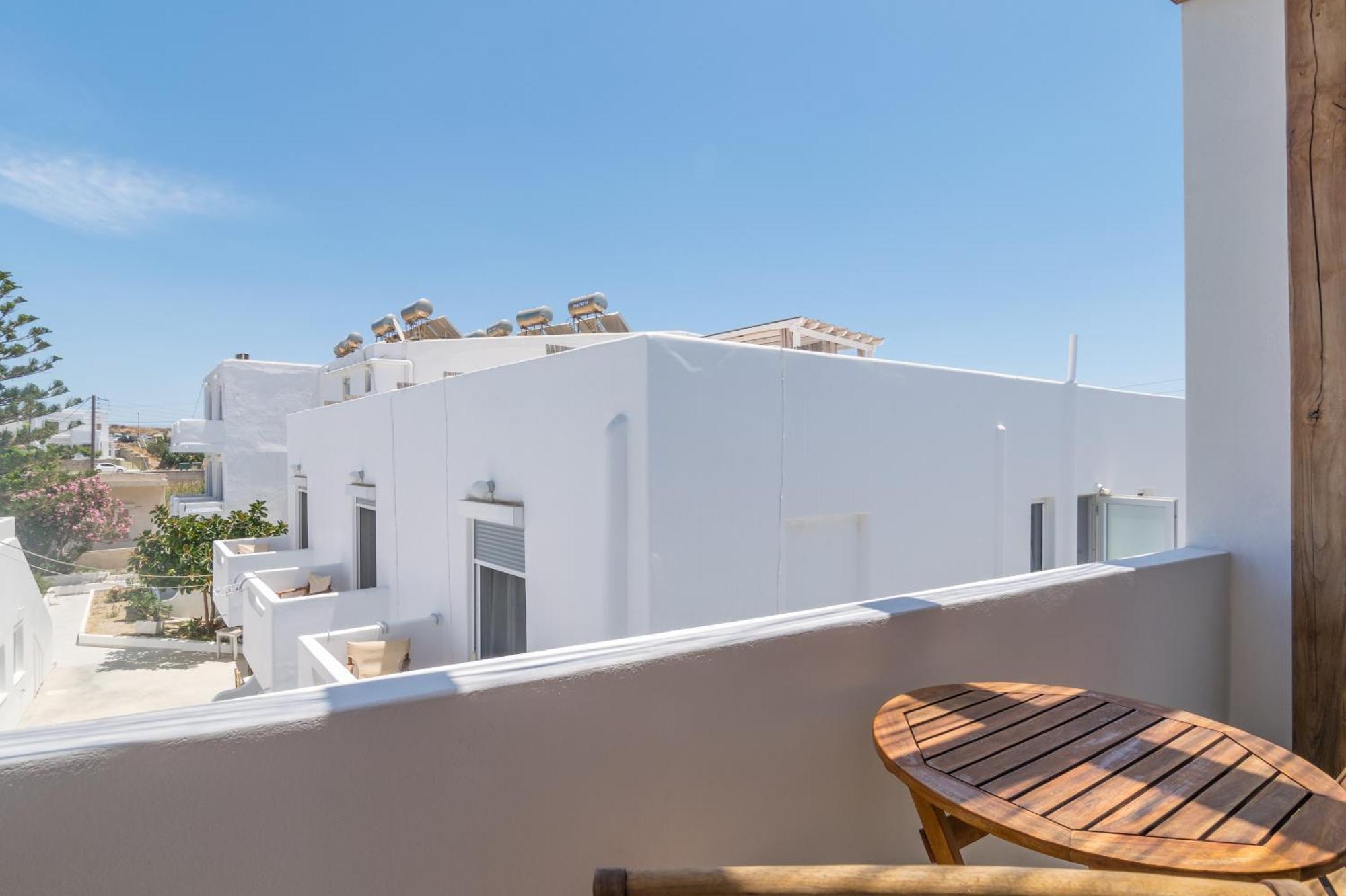 Arco Solium Suites Адамас Экстерьер фото